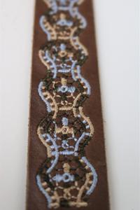 刺繍入りレザーベルト